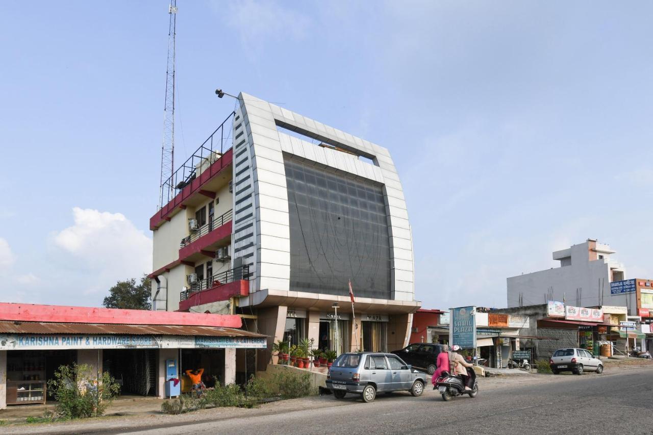 Oyo 67033 Hotel Sahil Plaza Una  Kültér fotó