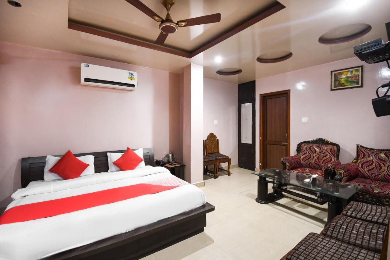 Oyo 67033 Hotel Sahil Plaza Una  Kültér fotó